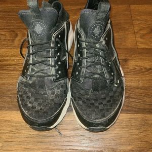 Nike Hurache size 10 men